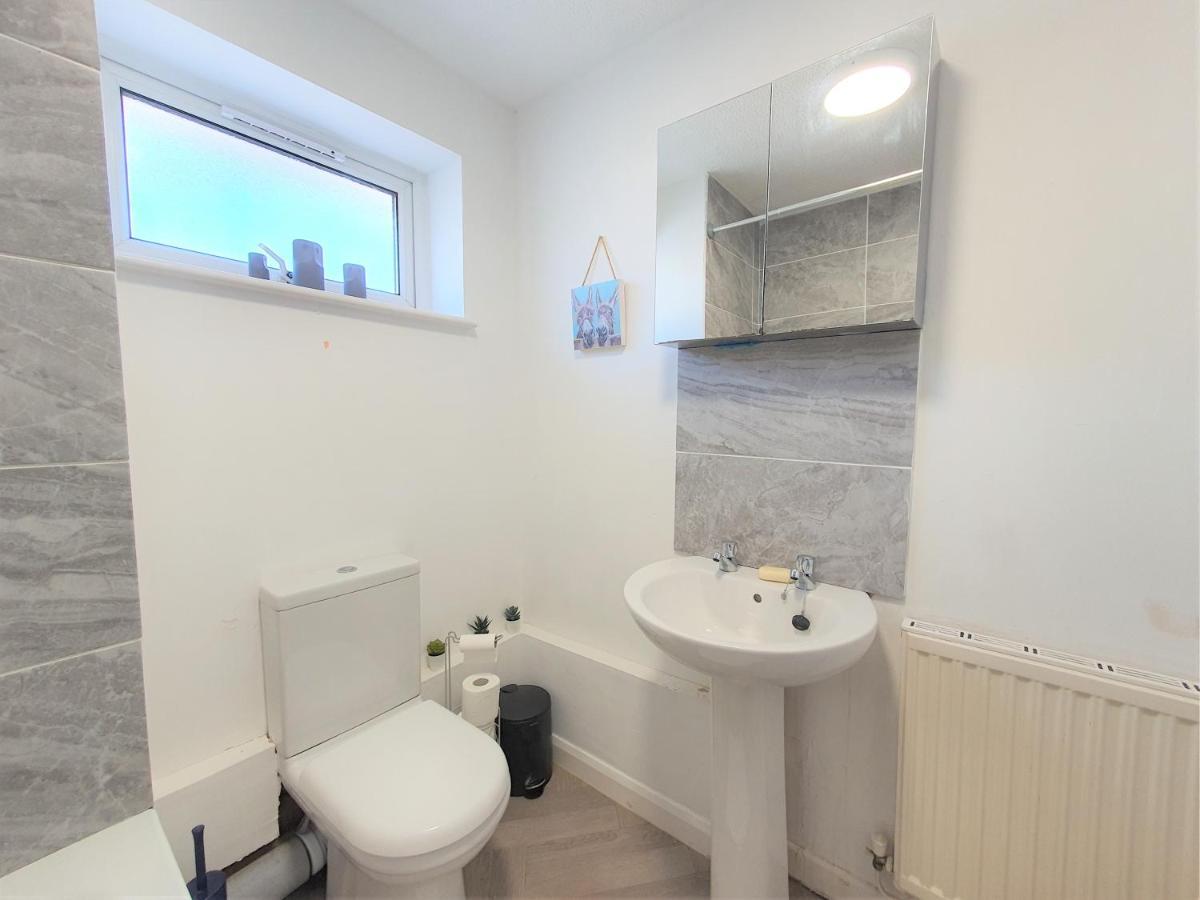 Thesiger Court Apartments - Free Private Parking - By Property Promise Cardiff Exterior foto